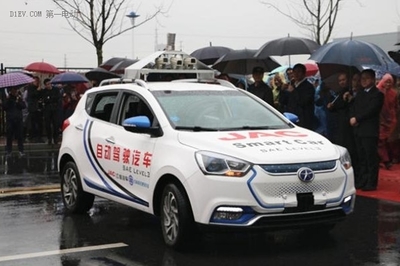 EV晨報(bào) | 江鈴獲批第七張新能源生產(chǎn)資質(zhì)；95款車型入選上海推廣目錄；江淮千臺(tái)iEV成功交付出租市場(chǎng)
